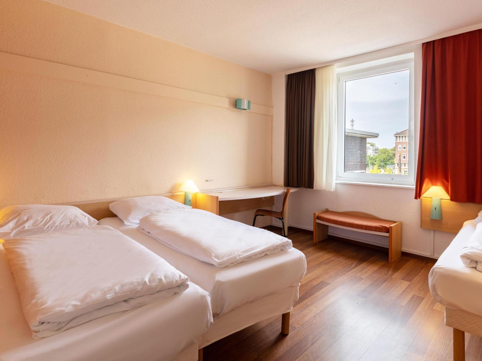 B&B Hotel Duisburg Hbf-Nord Екстериор снимка